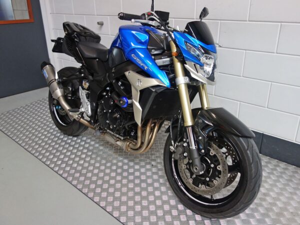 SUZUKI GSR 750 A - Afbeelding 6