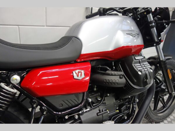 MOTO GUZZI V 7 Stone Corsa - Afbeelding 4