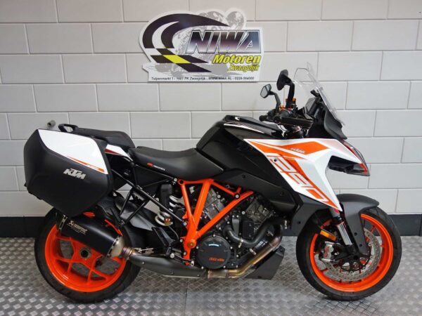 KTM 1290 SUPER DUKE GT