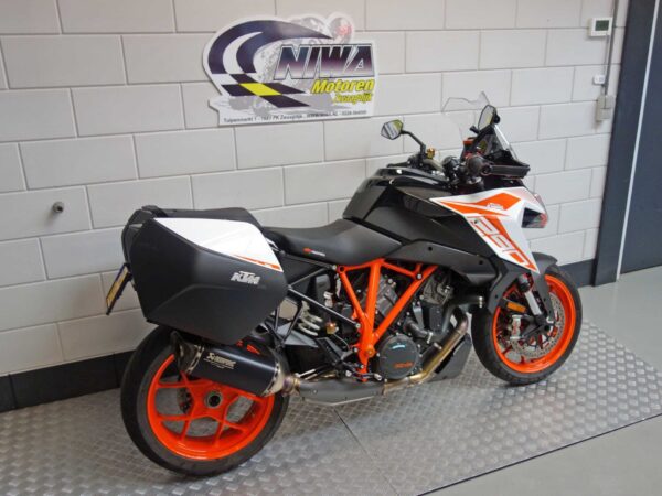 KTM 1290 SUPER DUKE GT - Afbeelding 3