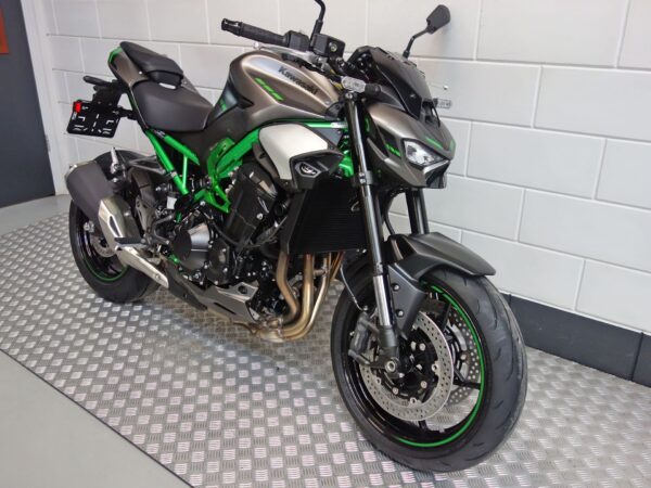 KAWASAKI Z900 - Afbeelding 8