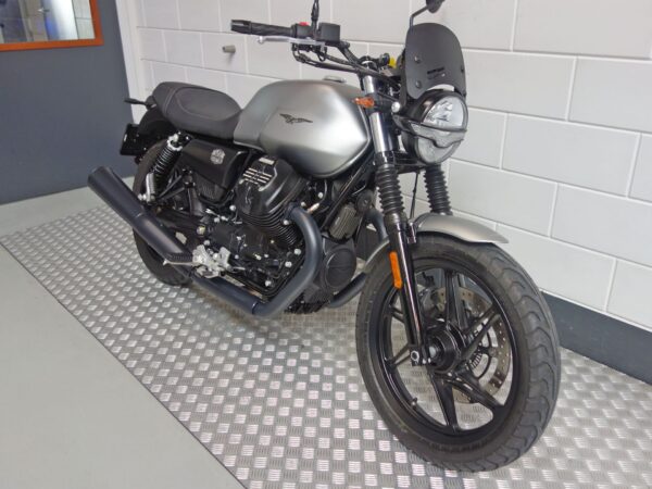 MOTO GUZZI V 7 - Afbeelding 8